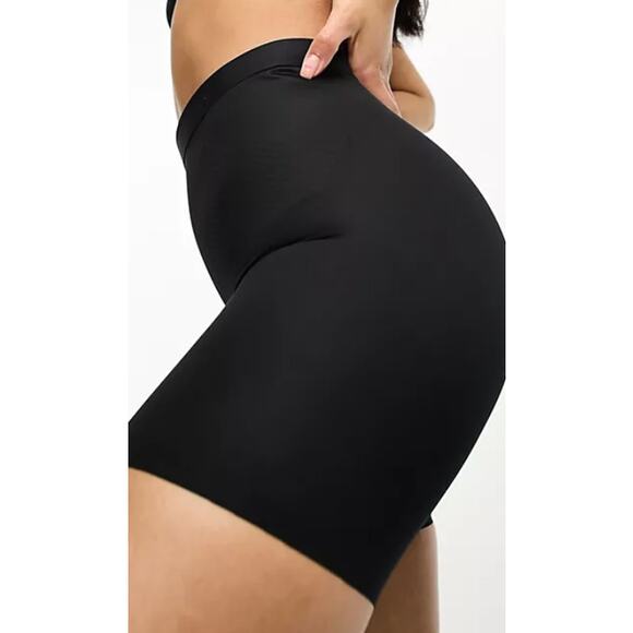 Spanx Thinstincts 2.0 Contouring Girlshort Women's Plus 3X Black Shapewear NWOT - Picture 7 of 7